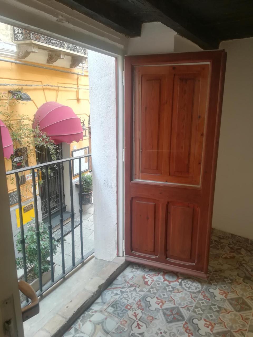 Bed and Breakfast B.House Cagliari Exterior foto